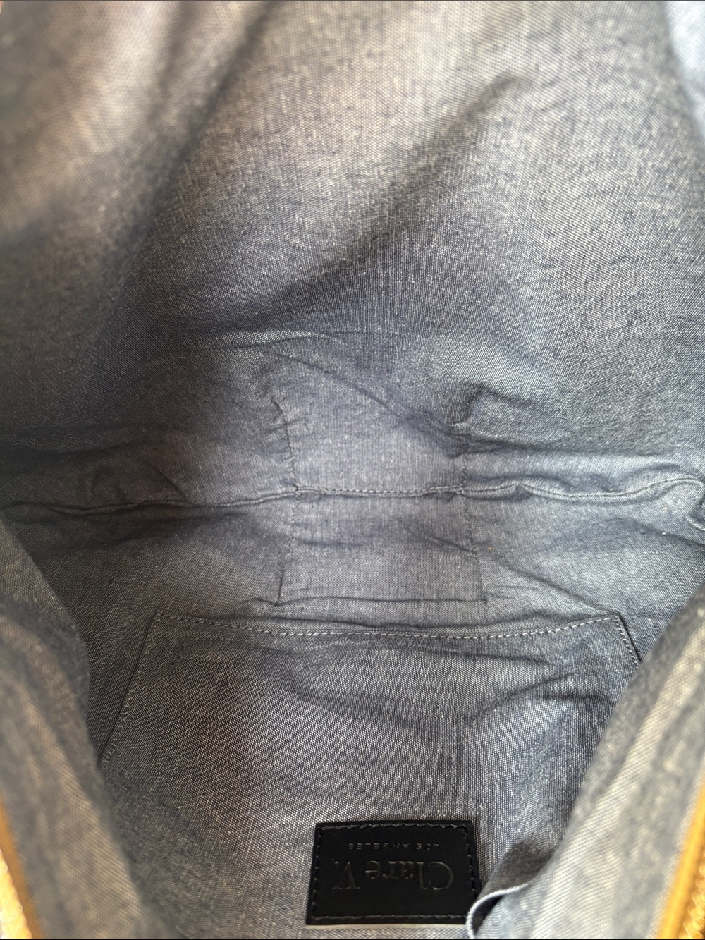 Clare V Moyen Messenger Bag in Sequoia - Picture 6 of 8